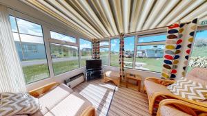 F73 Dorfli, Riviere Towans