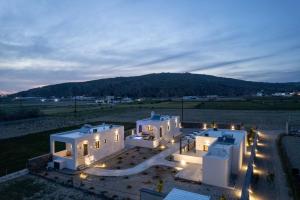 Almira Luxury Suites