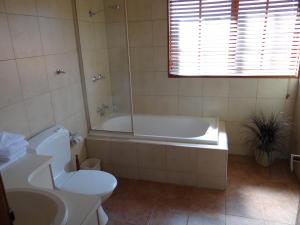 Early Australian Motor Inn