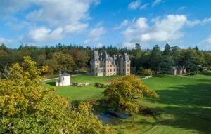 Chateau LE BROSSAY - La Chapelle-de-Brain