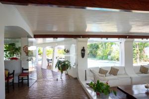 LINDA CASA MEDITERRANEA