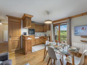 Appartement charmant à Courchevel Le Praz avec wifi et parking - FR-1-568-26