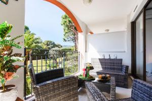 Appartements L'ANGE GARDIEN AP4269 by Riviera Holiday Homes : photos des chambres