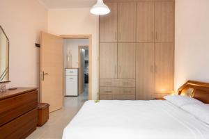 Fouki apartments Ipsos Beach