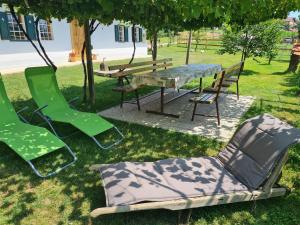 Turistična kmetija Hiša ob gozdu pri Ptuju