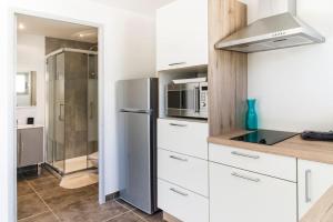 Studio en pierre U Pinu, 2 personnes, Muratello, 6 Kms de Porto Vecchio