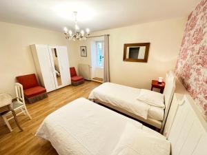 B&B / Chambres d'hotes Gites du Chateau de Panisseau : photos des chambres