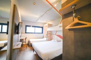 Hotels ibis budget Site du Futuroscope : photos des chambres