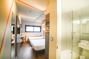 Hotels ibis budget Site du Futuroscope : photos des chambres