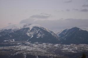 Appartements Residence Les ISARDS Studio cabine renove - vue Montagne : photos des chambres