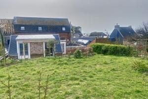 AG45 - La tranquillité bleu Maison avec jardin terrasse