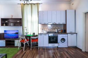 Downtown Central University Apartament - CAL1