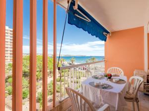 Appartements Apartment Le Mediterranee-1 by Interhome : photos des chambres