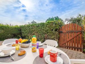 Maisons de vacances Holiday Home Lou Cantalou by Interhome : photos des chambres