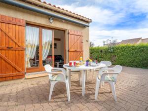 Maisons de vacances Holiday Home Lou Cantalou by Interhome : photos des chambres