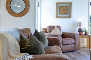 Whileaway Lodge, Strawberryfield Park