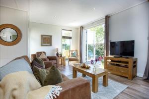 Whileaway Lodge, Strawberryfield Park