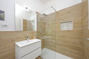 Aurelia Antica Terrace Apt free pool and parking