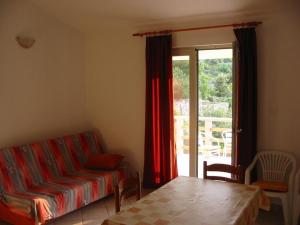 Apartment in Razanj with sea view, balcony, air conditioning, WiFi 5150-4