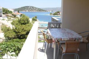 Apartment in Razanj with sea view, balcony, air conditioning, WiFi 5150-4