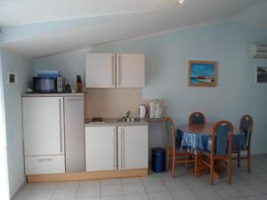 Apartment in Rogoznica with sea view, balcony, air conditioning, WiFi 5153-3 