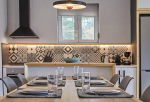 Flyin High Luxury Suite