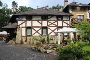 AQUARIUS Eco-Hotel-Grill-Restaurant