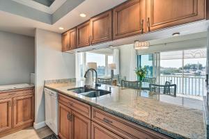 Waterfront Nokomis Condo Less Than Half Mile to Beach!