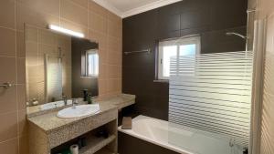 Oura Oasis C by Check-in Portugal