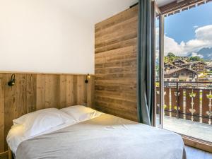 Appartement 4 Pièces au Centre du Village - Proche Pistes, Wi-Fi, Parking, Balcon - FR-1-437-24