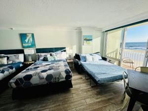 Daytona Beach Resort Private balcony Ocean Front