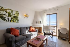 Plaza Cadiz 4 overlooking Playazo