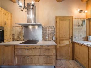 Chalet de Charme 200m² à Val dIsère avec Sauna et Bain Nordique - FR-1-567-5