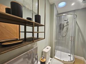 The Philog by Switchback Stays