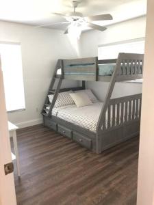 Beautiful Home across the street from Lake June!