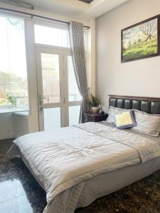 Ductaigallerys Apt & Entire in Bui Vien st