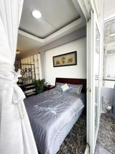 Ductaigallerys Apt & Entire in Bui Vien st