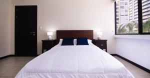 Bellini I 2, 2 habitaciones, Puerto Santa Ana, Guayaquil