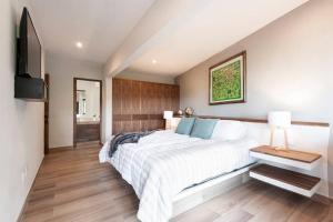 Hermosa Villa Vista al Lago