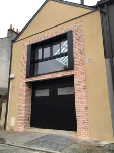 Sejours chez l'habitant Chambre proche circuit 24h : Chambre Double avec Salle de Bains Privative