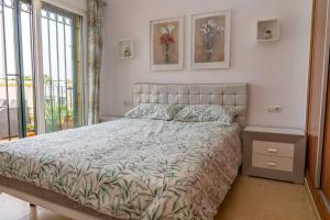 Beautiful 3 Bed Townhouse with landscaped communal pool area