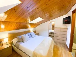 Elegante Ático Encamp - FREE Parking Wifi SmartTv - Con altillo y 2 baños completos! l by BonesVacances - Les Bons