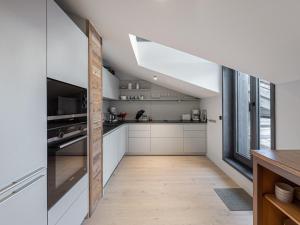 Appartement neuf 3 chambres, garage couvert à Courchevel - FR-1-562-65