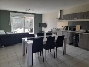 Maison de 100M2 avec terrasse - Quiestède