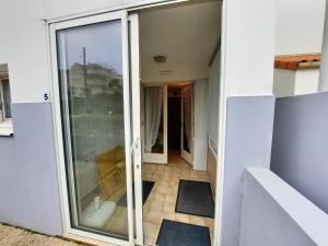 Appartements Appartement Saint-Brevin-les-Pins, 2 pieces, 3 personnes - FR-1-364-147 : photos des chambres