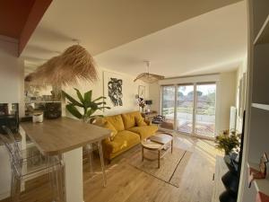 Appartements Charmant T2 moderne pres du port de La Teste avec parking, balcon et Wi-Fi - FR-1-474-240 : photos des chambres