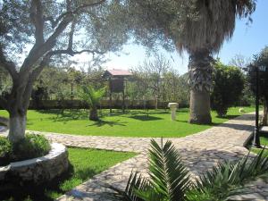 Lorenzo House Apartments