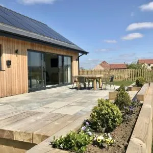 Dragonfly Cottage, Ashlin Farm Barns - Newball