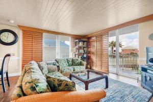 Tristan Towers unit 1B