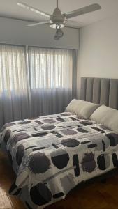 Departamento en peatonal Mendoza